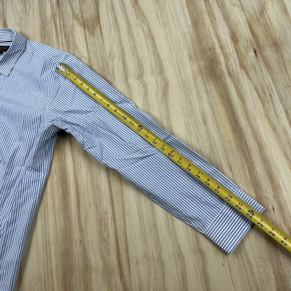 Banana Republic Men's Nine Iron Slim Fit Button Up Shirt Size Large Blue White